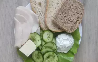 Posiłek dla diety podstawowej z dnia 04.06.25r.- kolacja