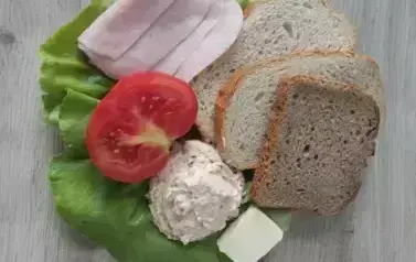 Posiłek dla diety podstawowej z dnia 22.09.25r.- kolacja